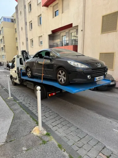 🚗⚠️ Dépannage Tous Types de Véhicules avec Keny Location à Saint-Tropez, Cuers, Keny Location de Benne