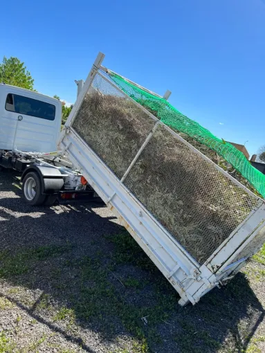 ♻️ Évacuation de déchets verts dans le Golfe de Saint-Tropez, Cuers, Keny Location de Benne