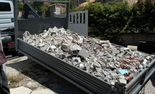 ♻️ Débarras & location de bennes à La Londe-les-Maures , Cuers, Keny Location de Benne
